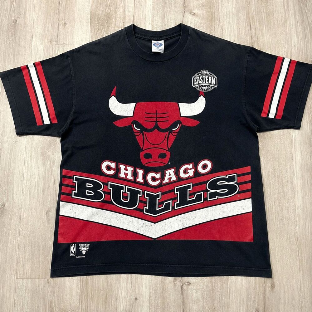 Vintage 90s Chicago Bulls Salem Sportswear NBA Eastern Conference USA XL T-Shirt